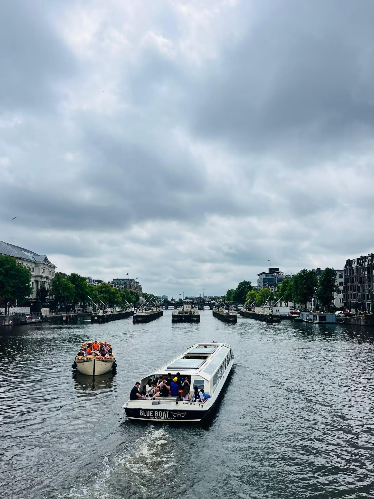 Oproep aan Burgemeester Halsema: Erken de Rechten van de Amstel